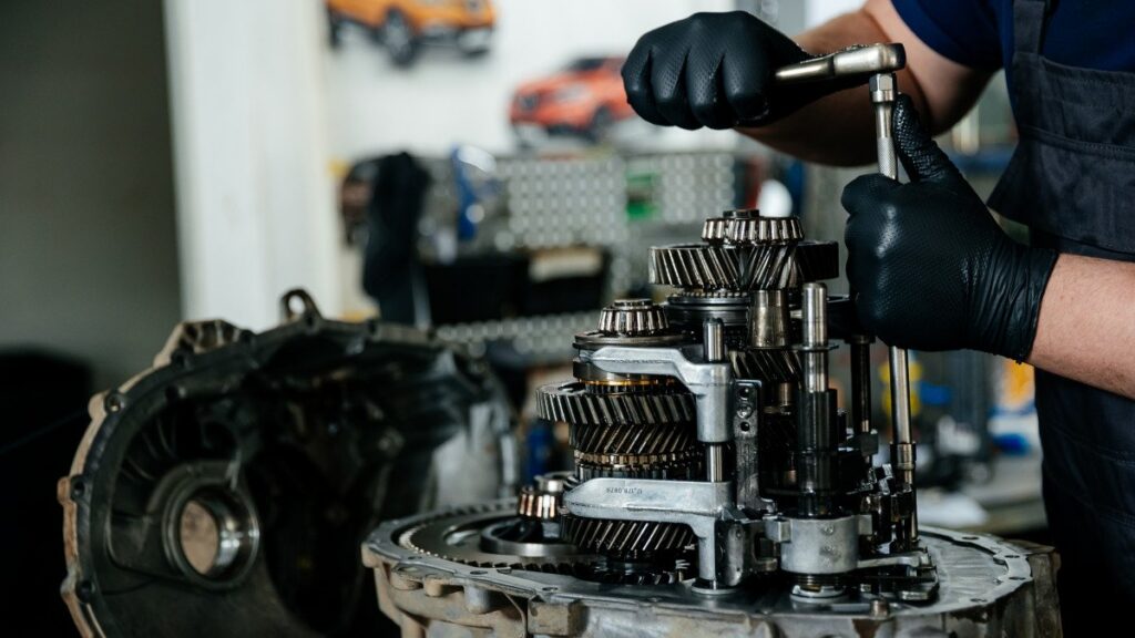 Contrôle et remplacement des pièces mécaniques